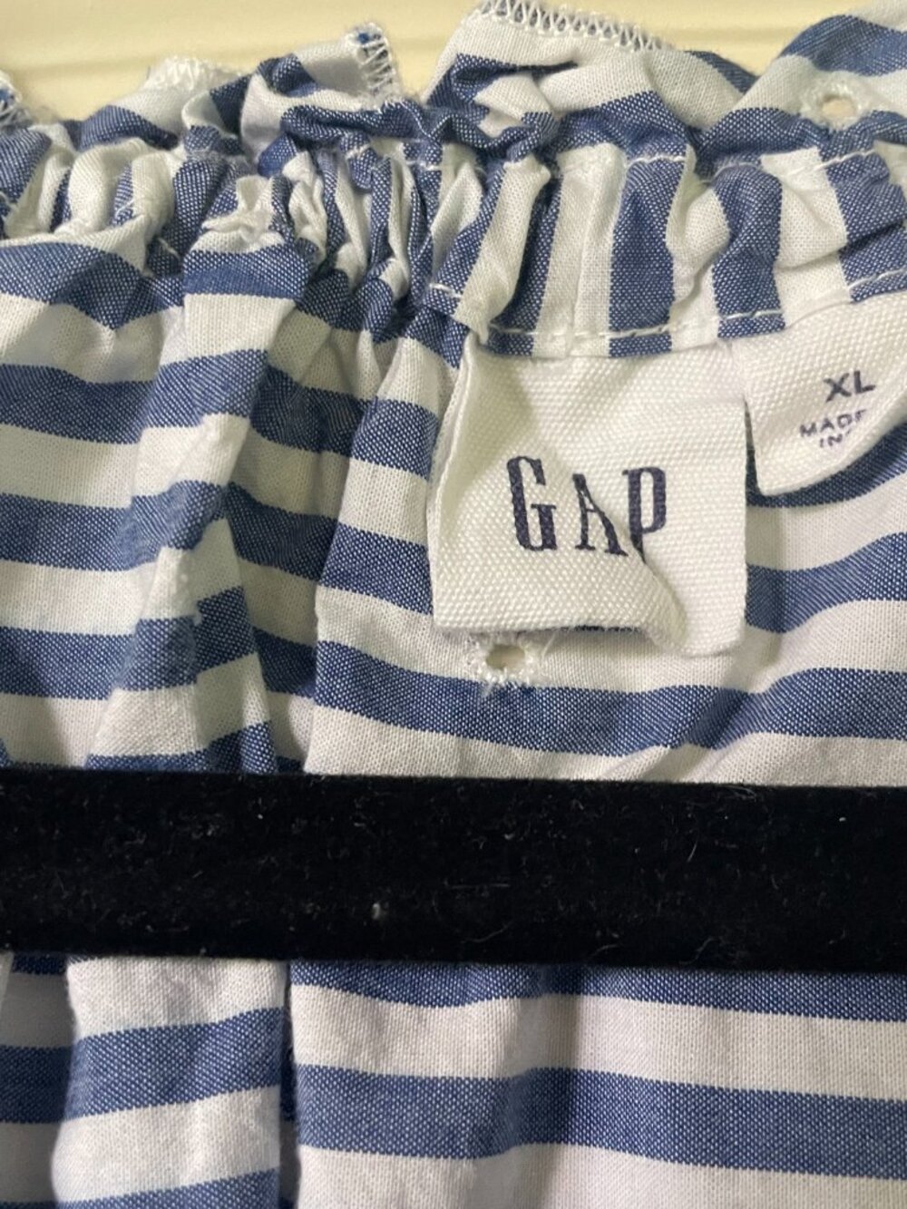 GAP Blue/white striped eyelet blouse - Picture 4 of 5